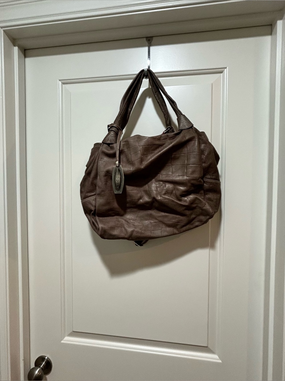 NICOLI Women's NWT brown Italian Leather Hobo Bag-Soft  Shoulder / Crossbody Bag